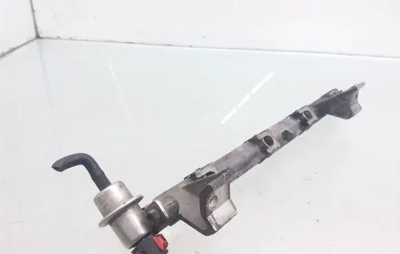 Fuel main line pipe