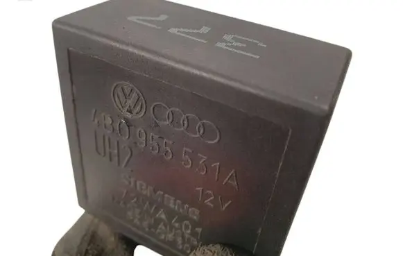 Audi A4 S4 B5 8D Other relay 4B0955531A