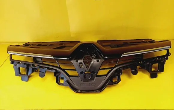 Renault Clio IV Front grill 628101467R