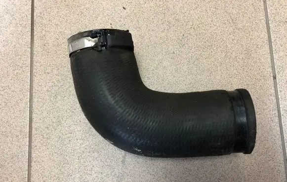 Peugeot 407 Intercooler hose/pipe