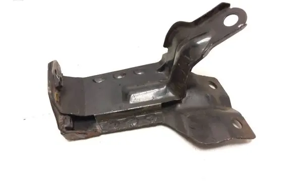 Volvo XC60 Radiator mount bracket 31261931