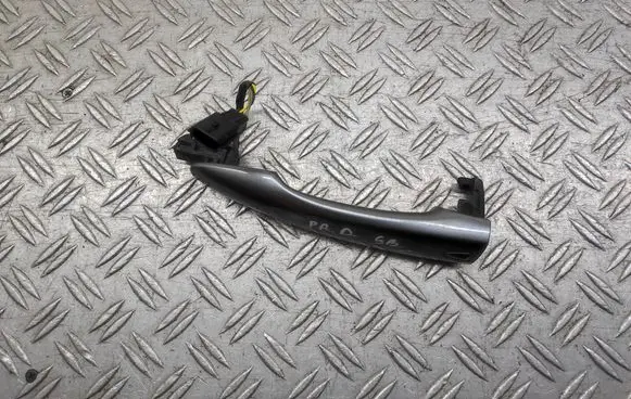 Nissan Qashqai Front door exterior handle 806404E