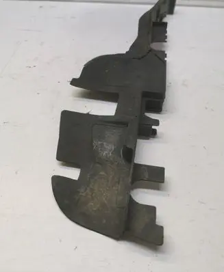 Audi A4 S4 B7 8E 8H Air intake duct part 8E0121283B 8E0121283