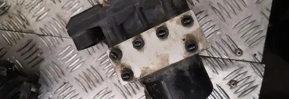 Audi A3 S3 8L ABS Pump 1j0907379