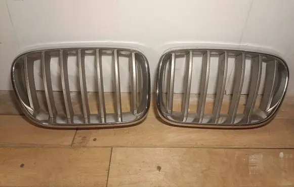 BMW X3 F25 Front bumper upper radiator grill