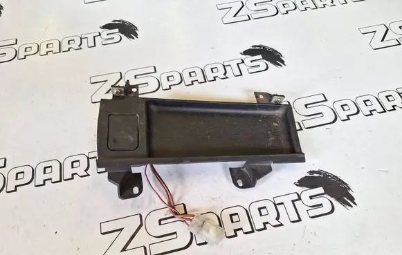 BMW 5 E39 Cigarette lighter front 8159694