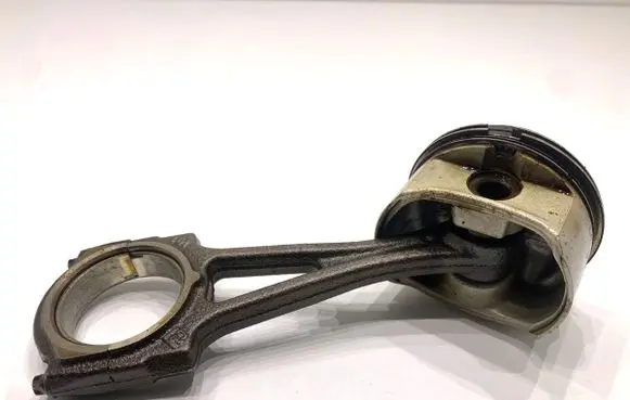 Opel Astra H Piston with connecting rod Z14XEP
