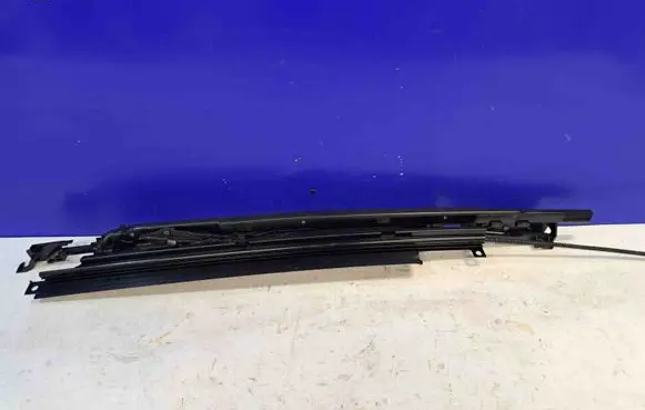 Jaguar XE Sunroof set 10027370