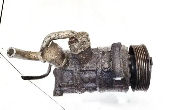 Volkswagen Golf V Air conditioning (A/C) compressor (pump) 5n0820803 r134a