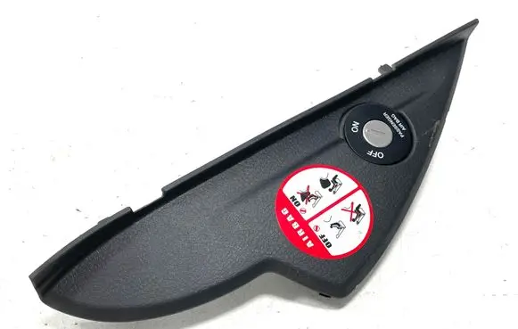 KIA Sorento Dashboard side end trim 847672P110 378090