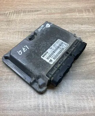 Opel Astra G Engine control unit/module ECU 90589736 0281001670