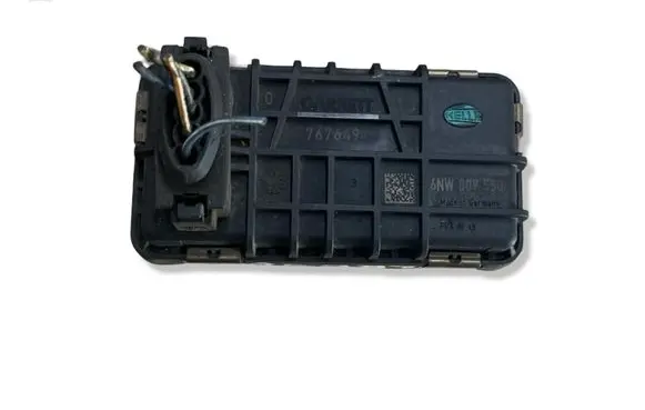 Land Rover Discovery 4 - LR4 Turbo solenoid valve 6NW009550
