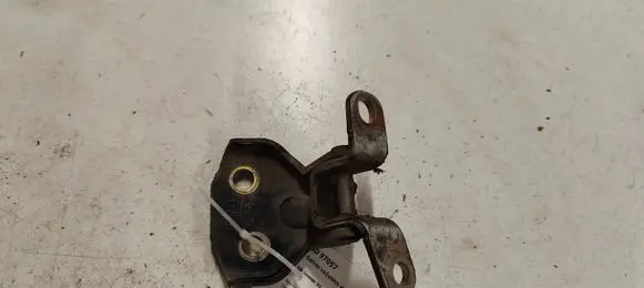 KIA Sorento Rear door upper hinge