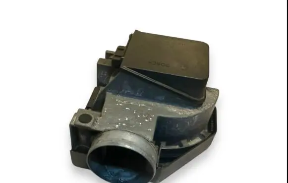BMW 5 E34 Mass air flow meter 17105399 0280202083