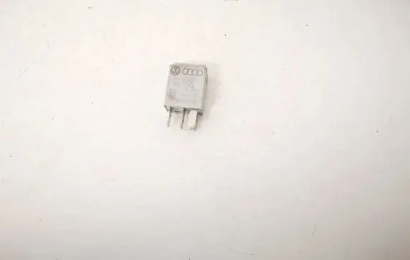 Skoda Octavia Mk2 (1Z) Other relay 1k0951253 0332011100