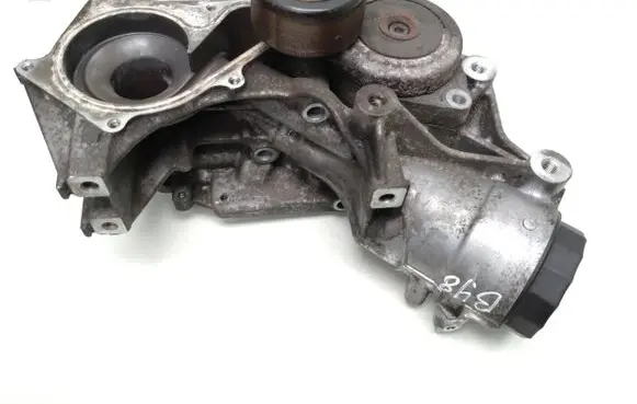 Honda CR-V Oil filter mounting bracket 088048