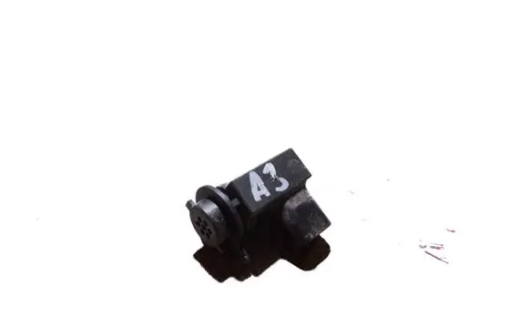 Audi A3 S3 A3 Sportback 8P Air quality sensor 4B0907659A