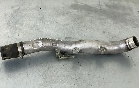 Toyota Avensis T270 Intercooler hose/pipe