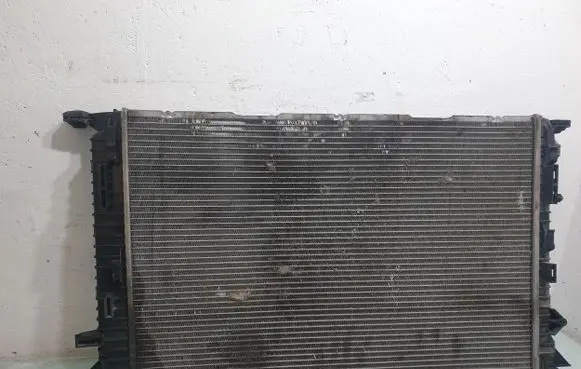 Audi A4 S4 B8 8K Coolant radiator