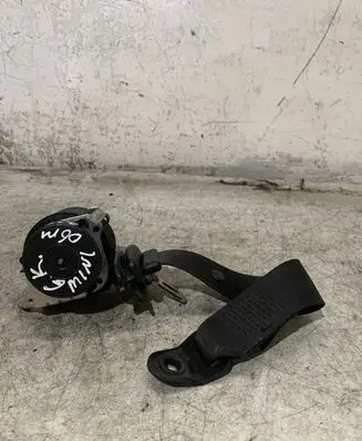 Mini One - Cooper R50 - 53 Rear seatbelt