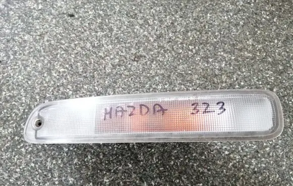 Mazda 323 Front indicator light 21061708