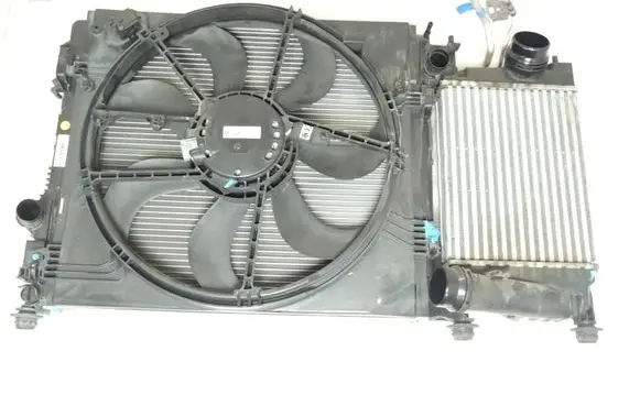 Nissan Qashqai Radiator set 214107399R