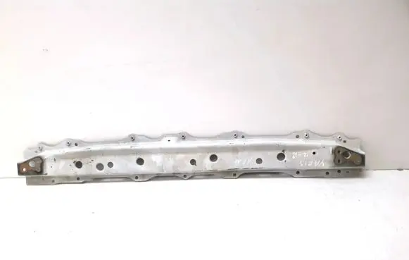 Toyota Yaris Radiator support slam panel