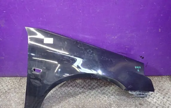 Cadillac BLS Fender 