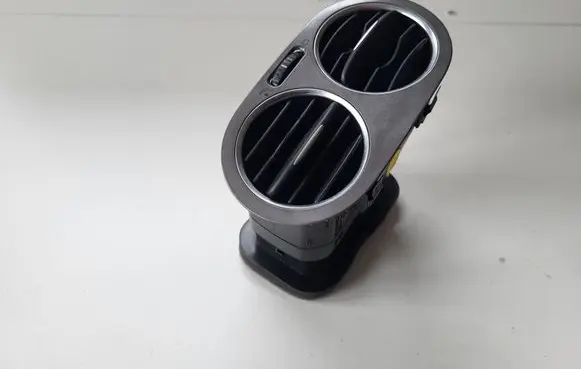 Volkswagen Tiguan Dashboard side air vent grill/cover trim