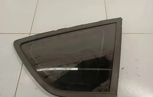 Ford S-MAX Rear vent window glass 43R00049 EM2BR29700CD