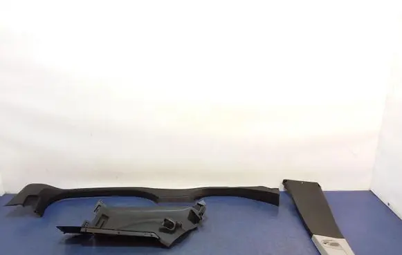 Opel Astra J Other sill/pillar trim element
