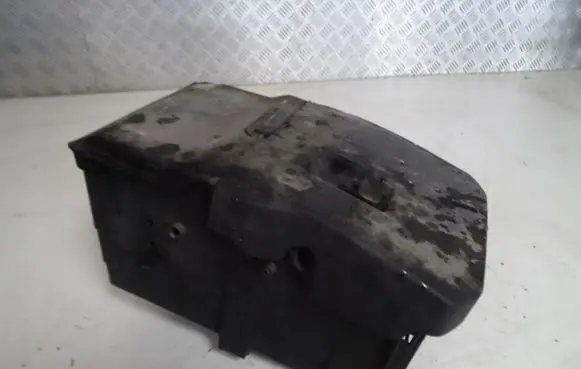 Ford C-MAX II Battery box tray 