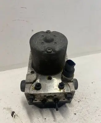 Audi A4 S4 B6 8E 8H ABS Pump 8E0614517