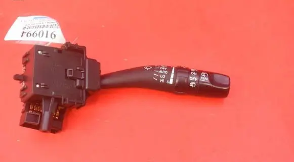 Hyundai Santa Fe Headlight wiper switch 202004726