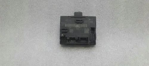 Audi A3 S3 8V Door control unit/module 5Q0959593D