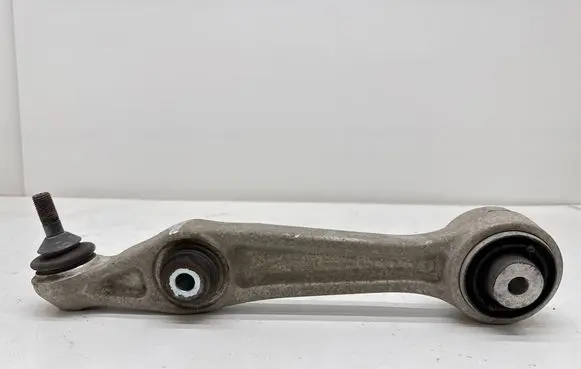 Front lower control arm/wishbone