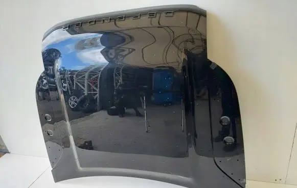 Land Rover Defender Engine bonnet/hood