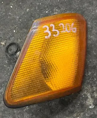 Ford Fiesta Front indicator light 084311515L