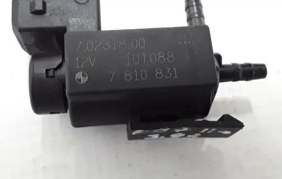 BMW 5 GT F07 Turbo solenoid valve 7810831