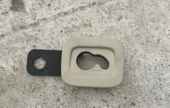 Volvo XC60 Cargo luggage net fixing mount 30715666