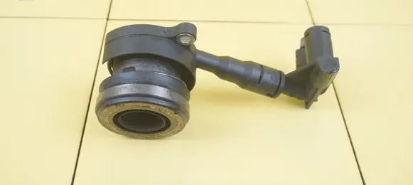 Ford C-MAX II Clutch slave cylinder AV617A564BB JQDB