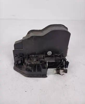 BMW X5 E70 Rear door lock 7202148