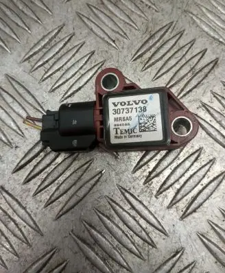 Volvo V50 Airbag deployment crash/impact sensor 30737138