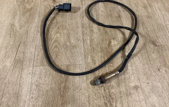 Audi A4 S4 B6 8E 8H Lambda probe sensor 1475053