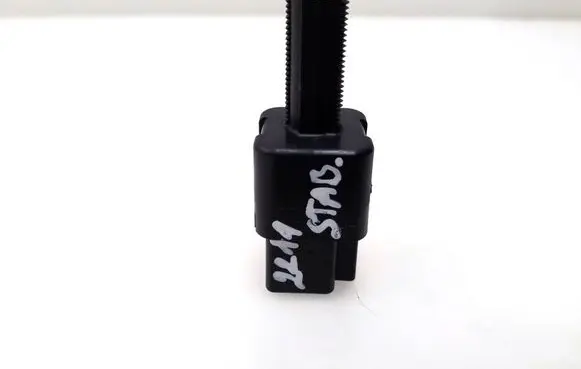 Nissan Note (E11) Brake pedal sensor switch 