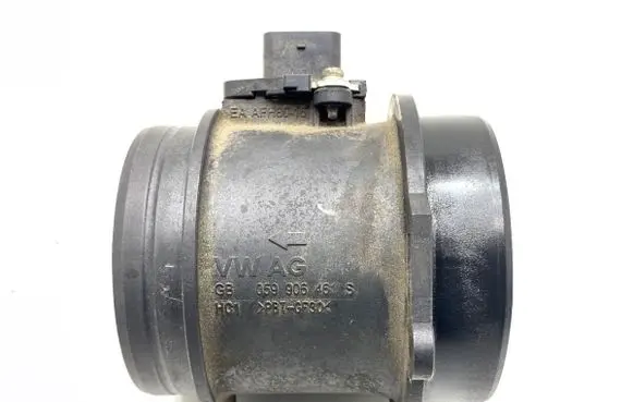 Audi Q7 4M Mass air flow meter 059906461S