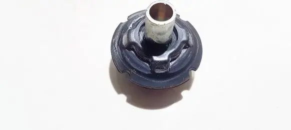 Coil spring mount