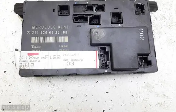 Mercedes-Benz E W211 Door control unit/module 2118200326