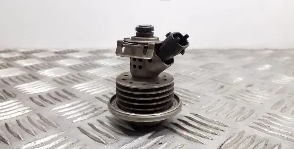 Audi Q5 SQ5 AdBlue injector 03C131113C
