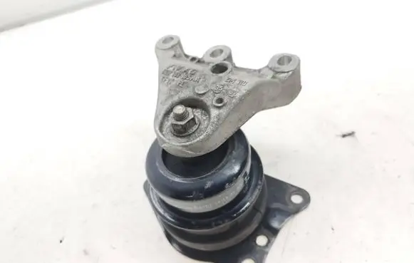 Skoda Roomster (5J) Engine mount bracket 6Q0199262BD